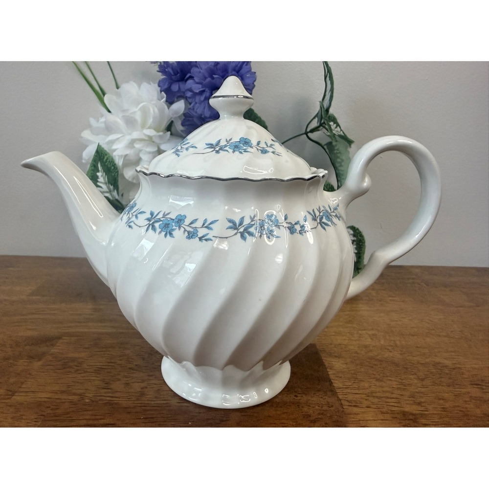Vintage Johnson Bros Snowhite Regency Teapot‎ MCM Dining China Retro Tea Party